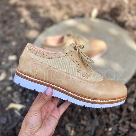 Vegan Leather Camel Wing Tip White Sole Oxfords - Picture 3 of 7